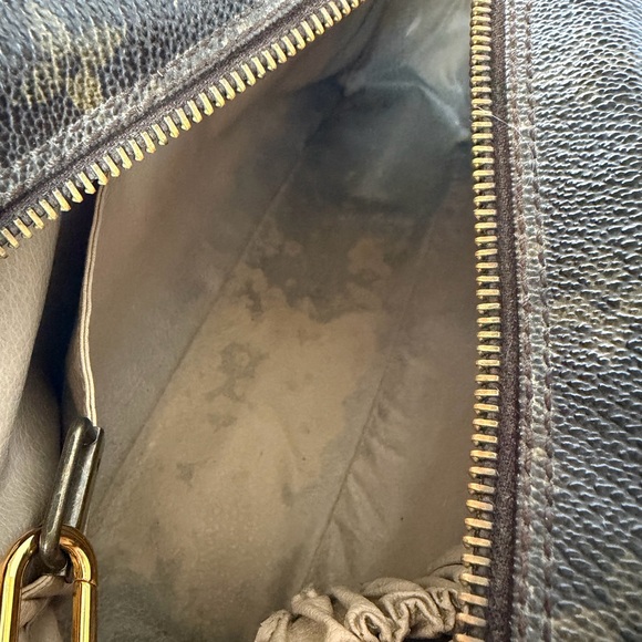 Louis Vuitton Monogram Canvas Toiletry Pouch with Tan Strap - Picture 7 of 11